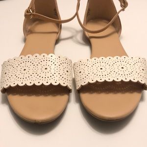 Old Navy Laser Cut Sandals, Size 8